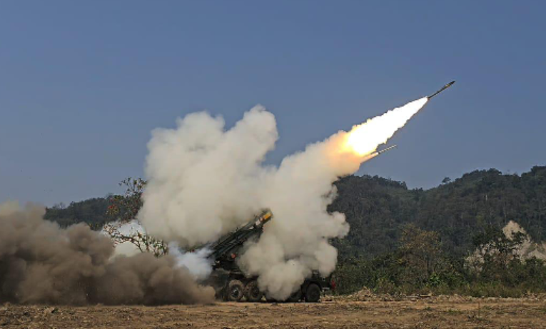 Indian Army Conducts Tri-Service Integrated Multi-Domain Exercise ‘Prachand Prahaar’ in Eastern Theatre