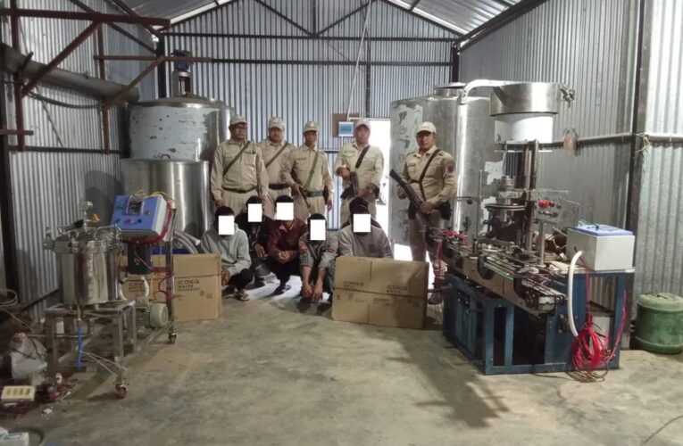 Seven Arrested in Phayeng Bazar for Illicit Liquor Manufacturing; Large Quantities of Equipment Seized